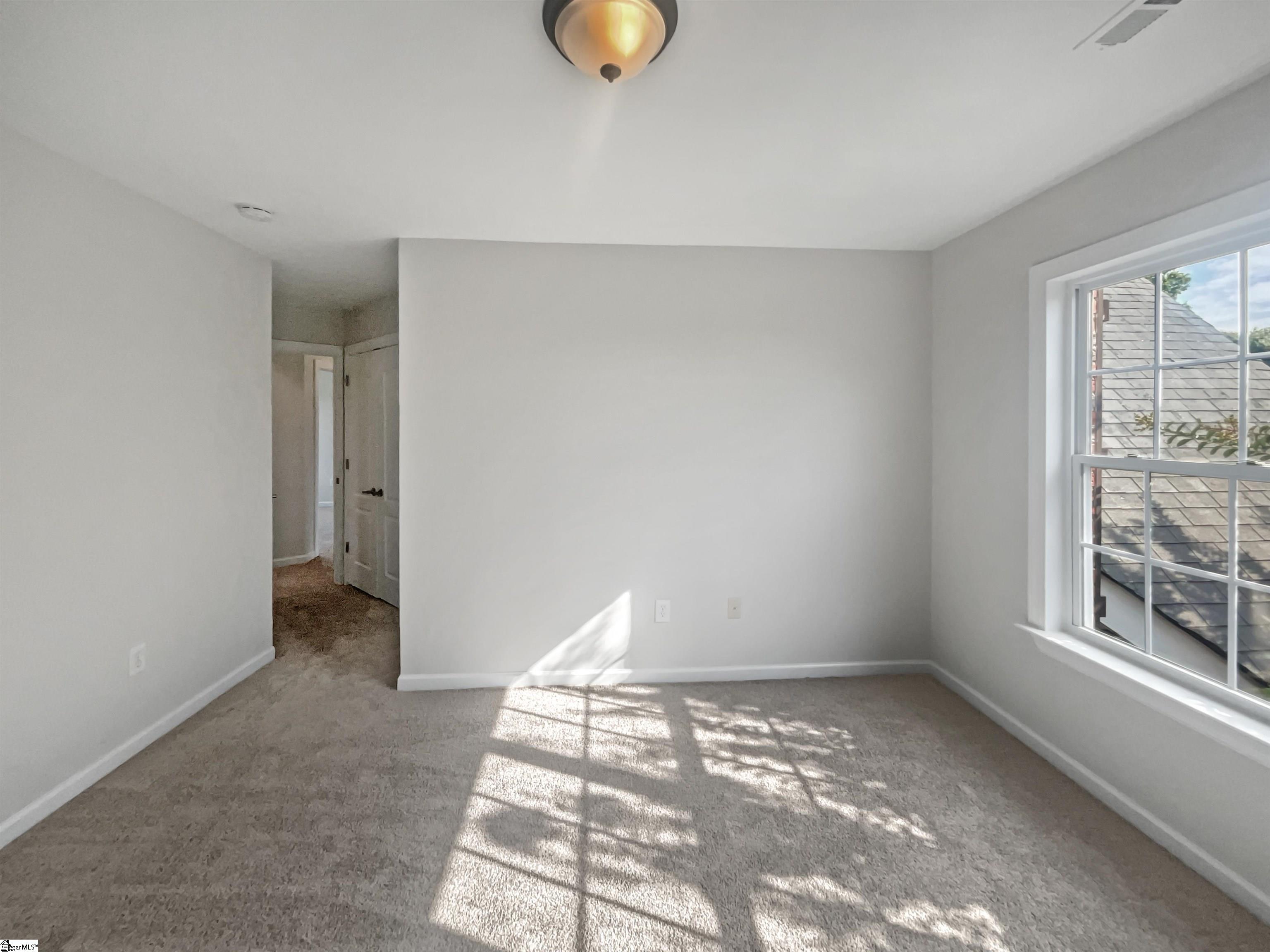 323 Park Ridge Circle Greer, SC 29651 - Photo 15 of 27 Gallery Image 15