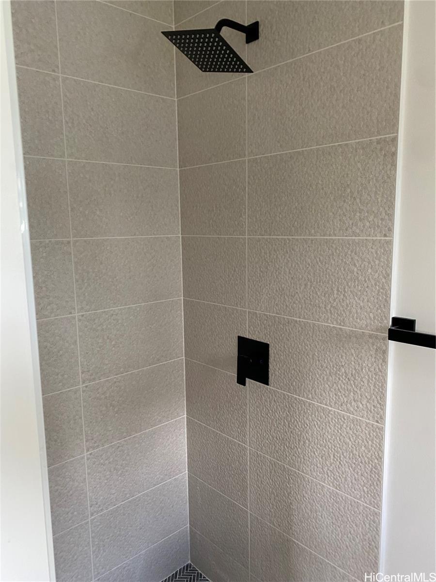 304 Wyllie Street, Unit STUDIO Honolulu, HI 96817 - Photo 2 of 6