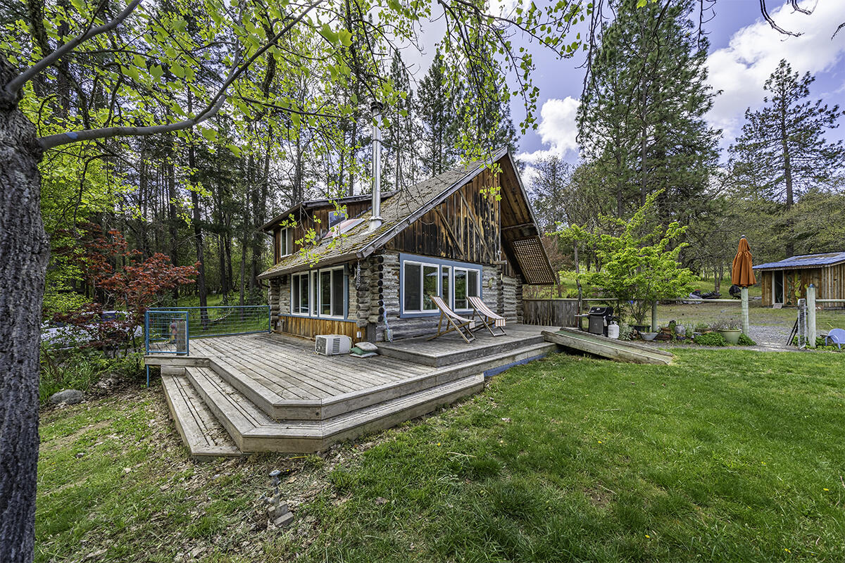 7810 Upper Applegate Road Jacksonville, OR 97530 - Photo 19 of 35 DSC09616-HDR-Edit