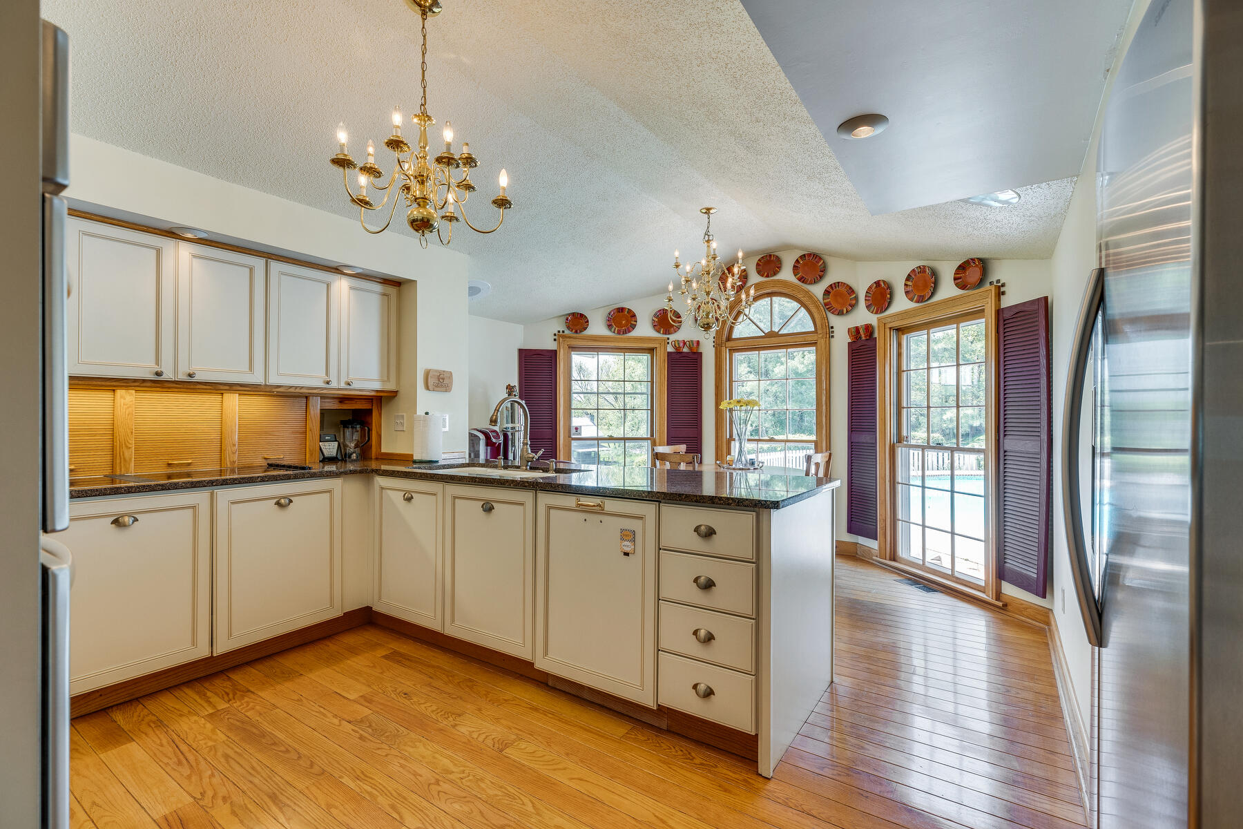 707 East Mountain View Road Johnson City, TN 37601 - Photo 23 of 102 023