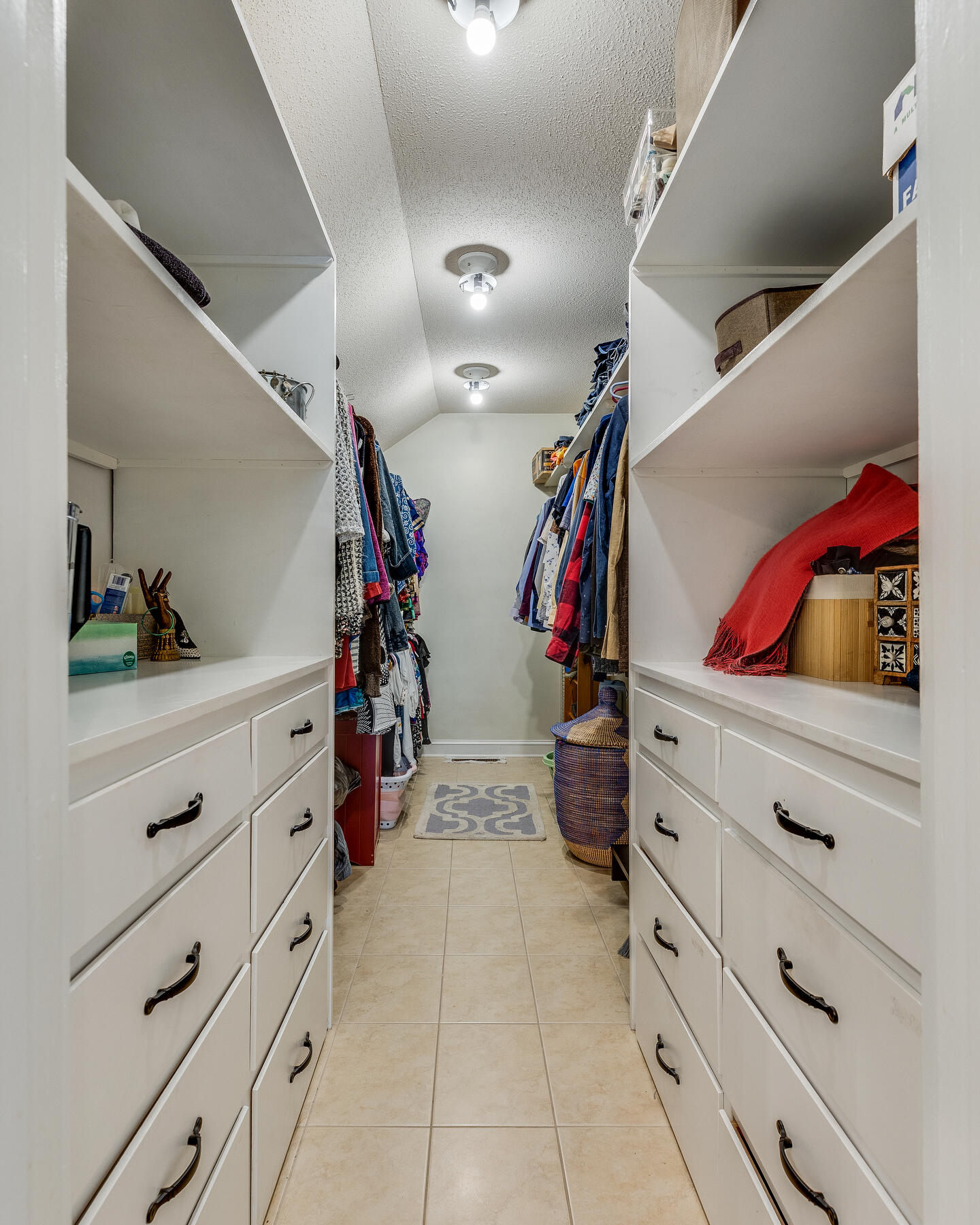 707 East Mountain View Road Johnson City, TN 37601 - Photo 49 of 102 049