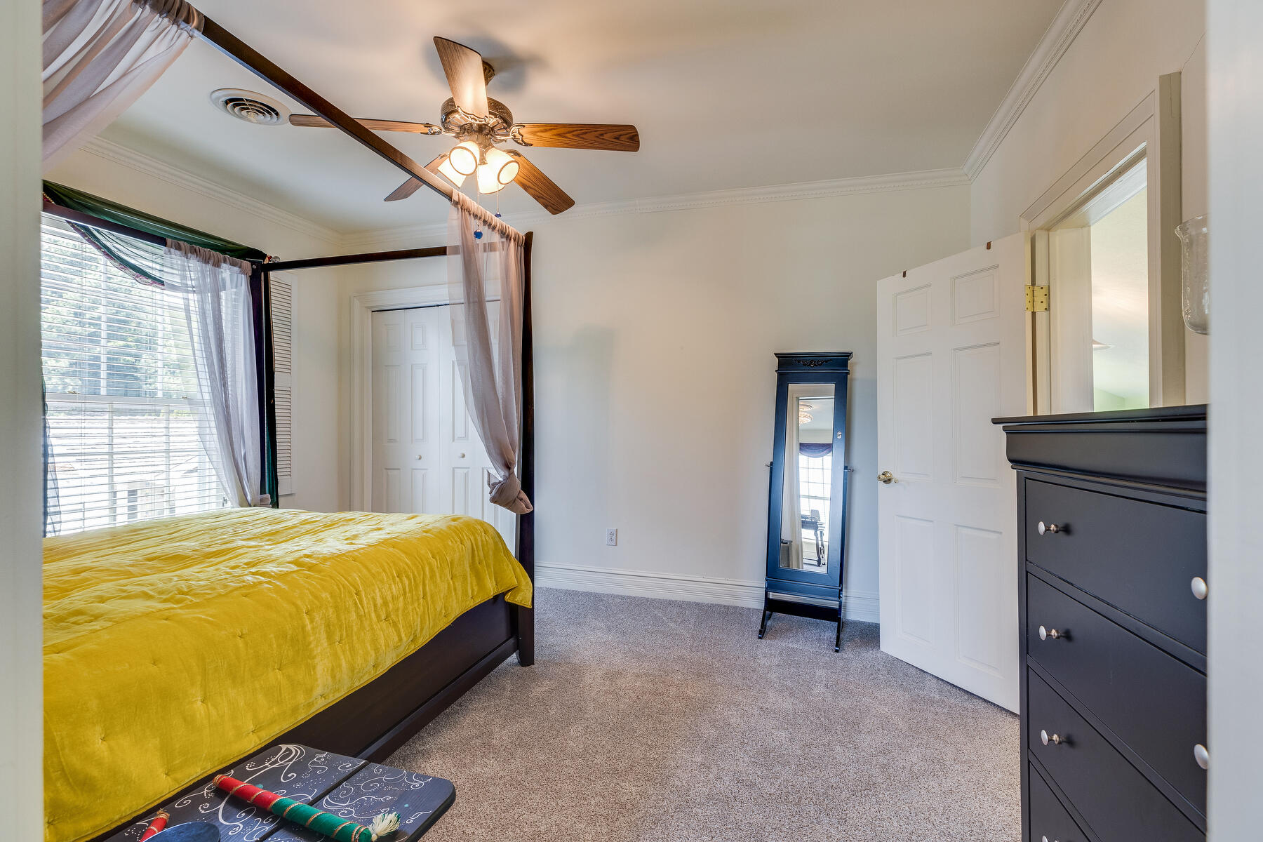 707 East Mountain View Road Johnson City, TN 37601 - Photo 57 of 102 057