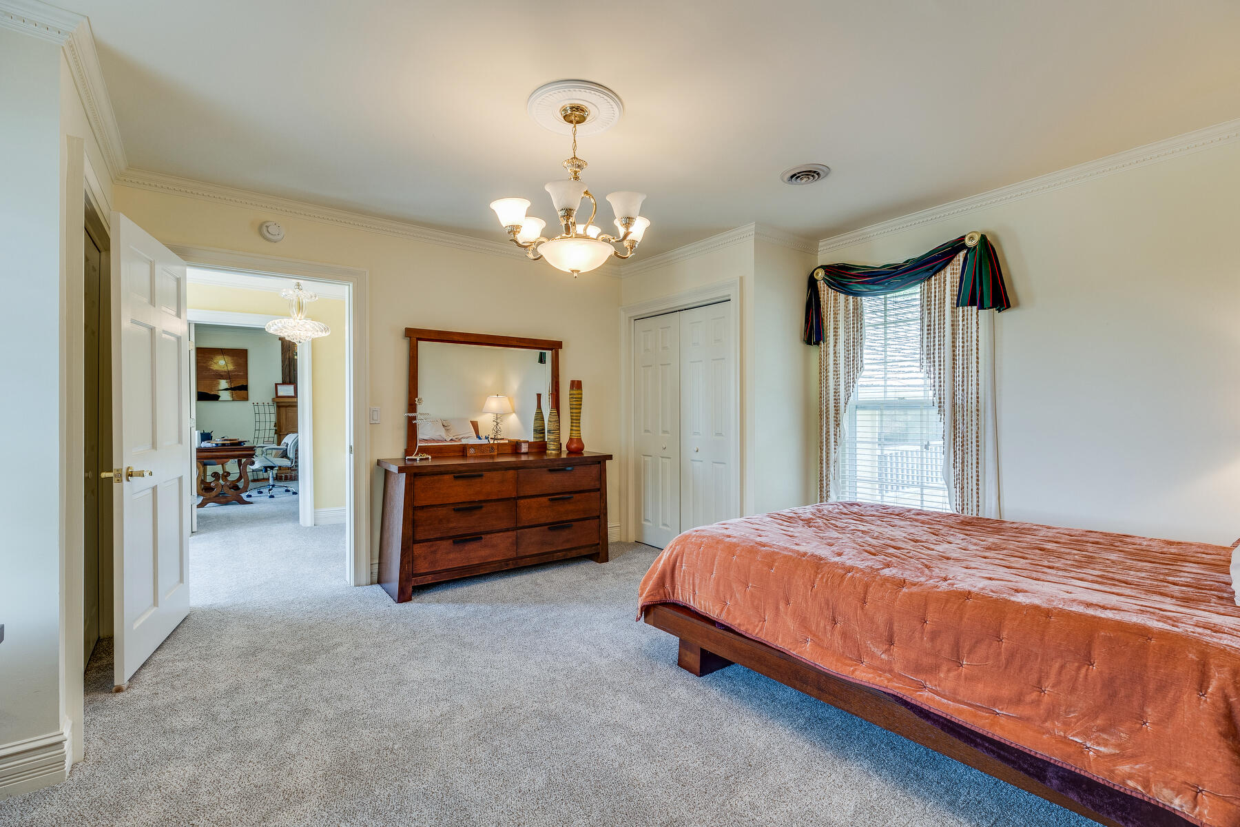 707 East Mountain View Road Johnson City, TN 37601 - Photo 64 of 102 064