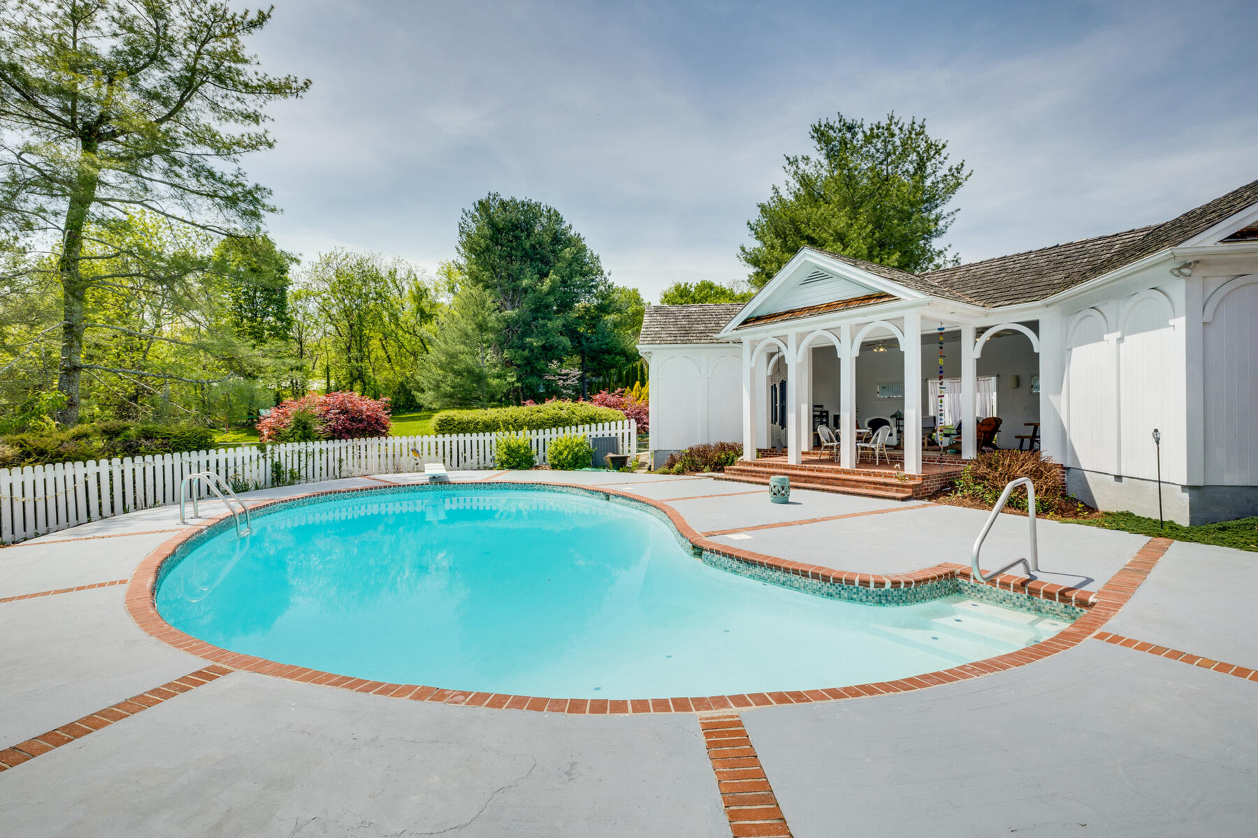 707 East Mountain View Road Johnson City, TN 37601 - Photo 84 of 102 084