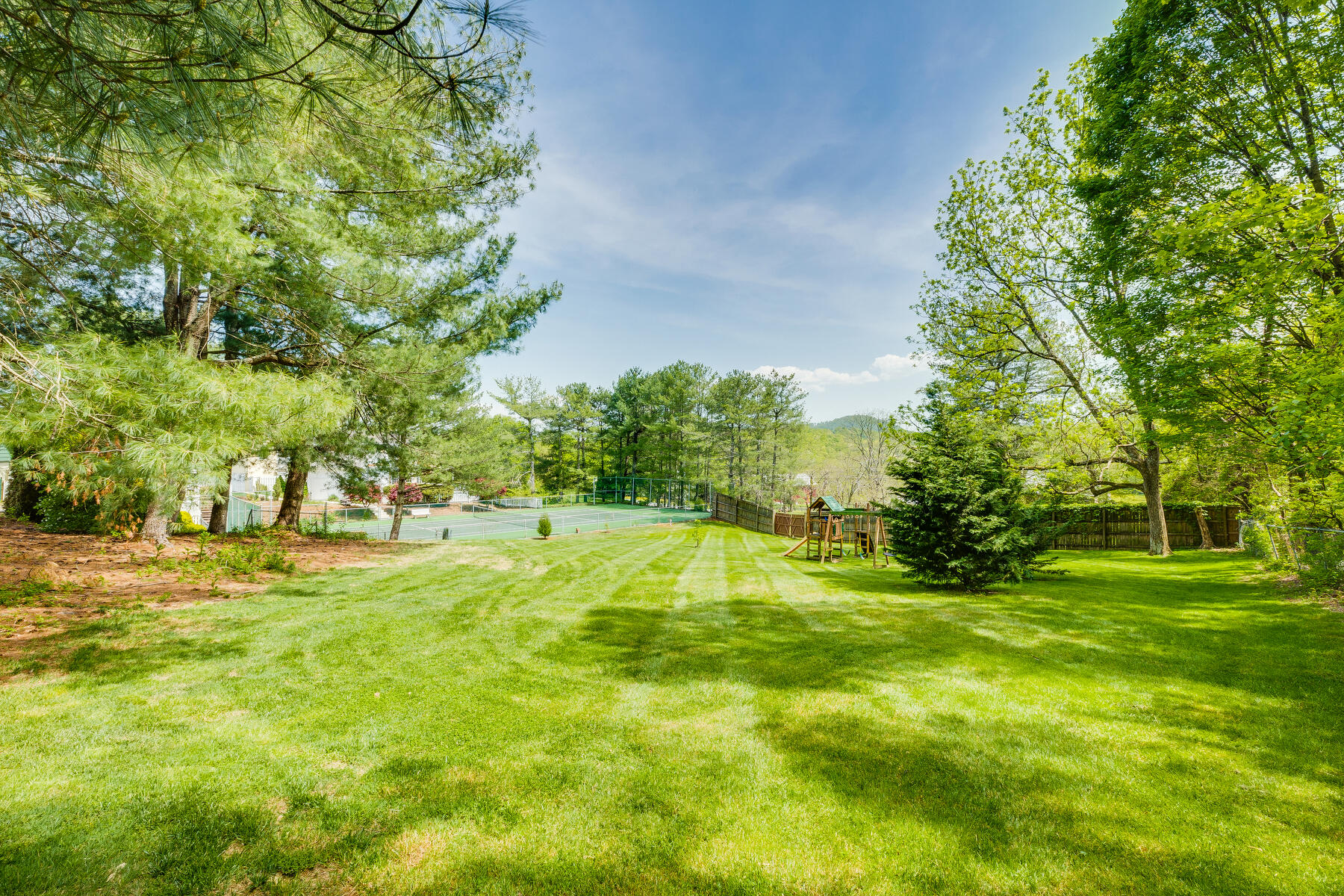 707 East Mountain View Road Johnson City, TN 37601 - Photo 92 of 102 092