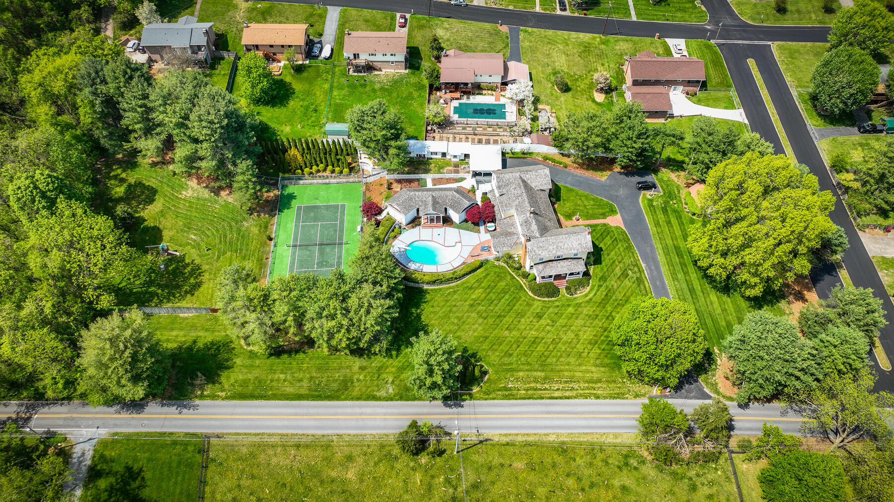 707 East Mountain View Road Johnson City, TN 37601 - Photo 97 of 102 102