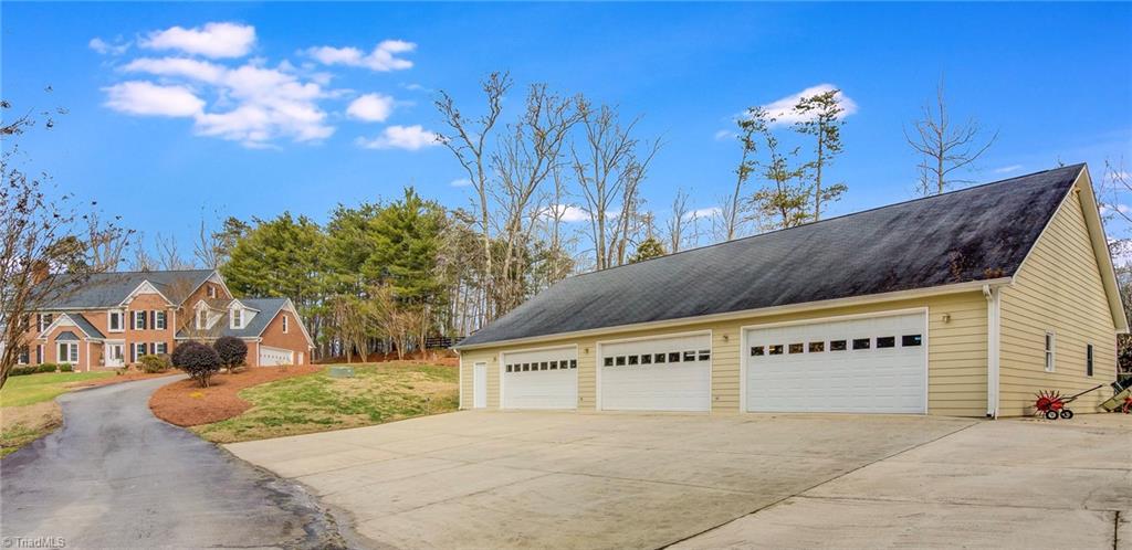 5064 Bunch Road Summerfield, NC 27358 - Photo 34 of 46 Gallery Image 34