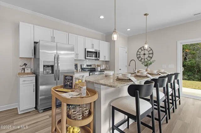 $354,900 | 236 Cline Way, Unit 127 1809 LIVE OAK, Beaufort, NC 28516