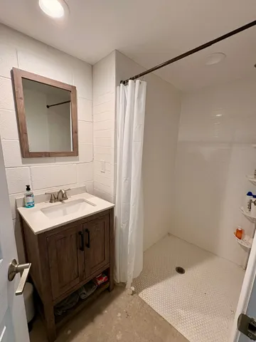 $935,000 | 9082 Idaho Lane, Midway, TX 75852