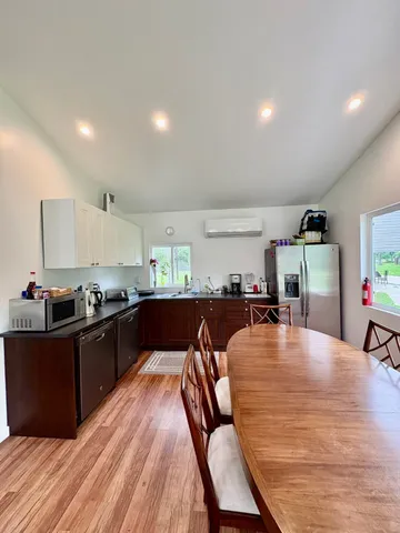 $935,000 | 9082 Idaho Lane, Midway, TX 75852