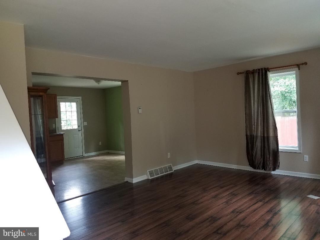 319 Opal Road Millville, NJ 08332 - Photo 6 of 20 Gallery Image 6