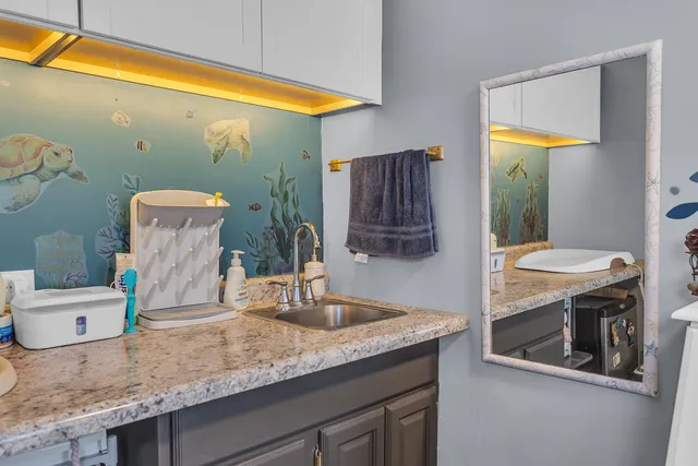 $189,900 | 310 West Barnes Avenue, Lansing, MI 48910