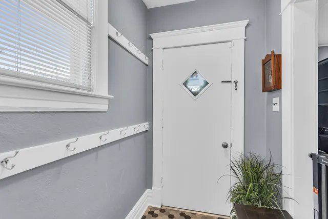 $189,900 | 310 West Barnes Avenue, Lansing, MI 48910