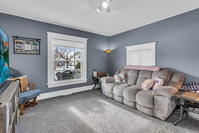 $189,900 | 310 West Barnes Avenue, Lansing, MI 48910