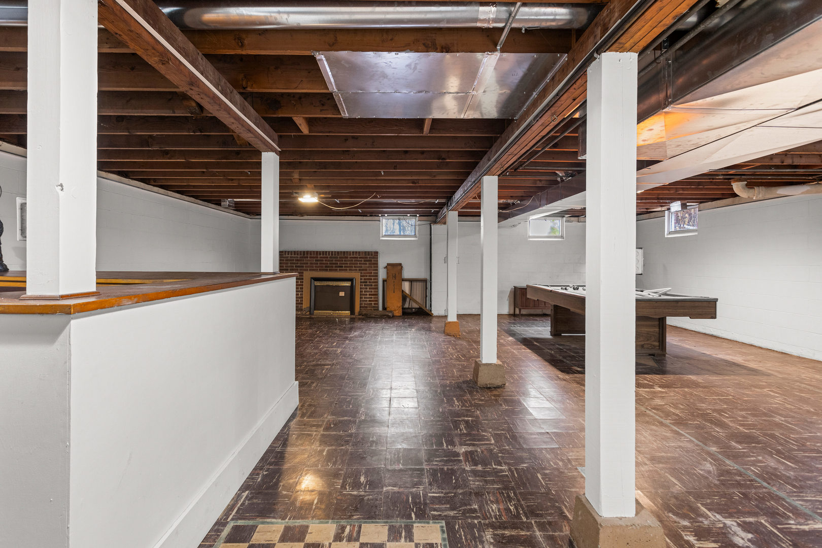 904 West Kirby Avenue Champaign, IL 61821 - Photo 30 of 46 a view of a hallway with seating area