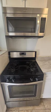 $1,900 | 8430 Harding Avenue, Unit 3, Miami Beach, FL 33141