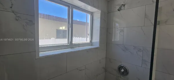 $1,900 | 8430 Harding Avenue, Unit 3, Miami Beach, FL 33141