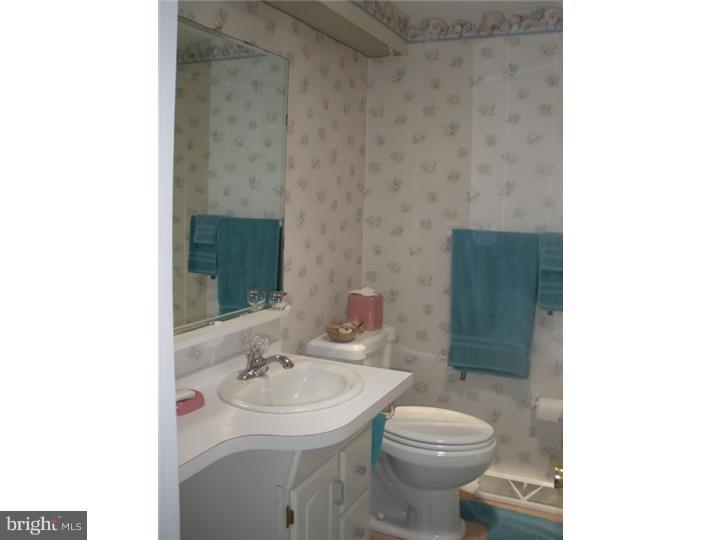 18 Rampart West Media, PA 19063 - Photo 14 of 24 Bathroom