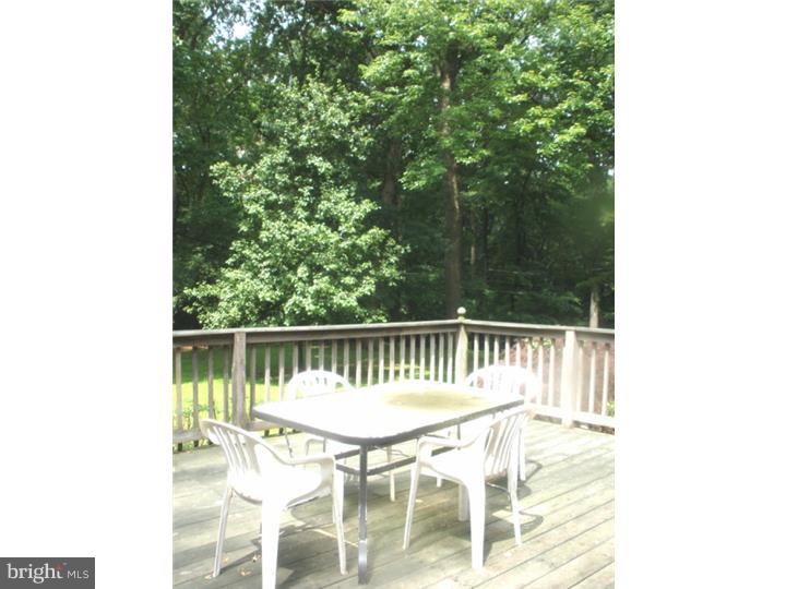18 Rampart West Media, PA 19063 - Photo 9 of 24 Deck