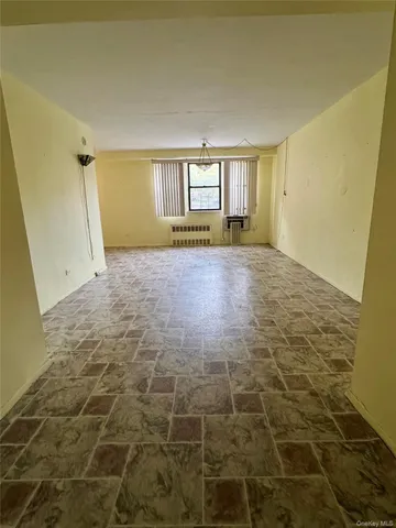 $129,888 | 86-29 155th Avenue, Unit 1G | Lindenwood