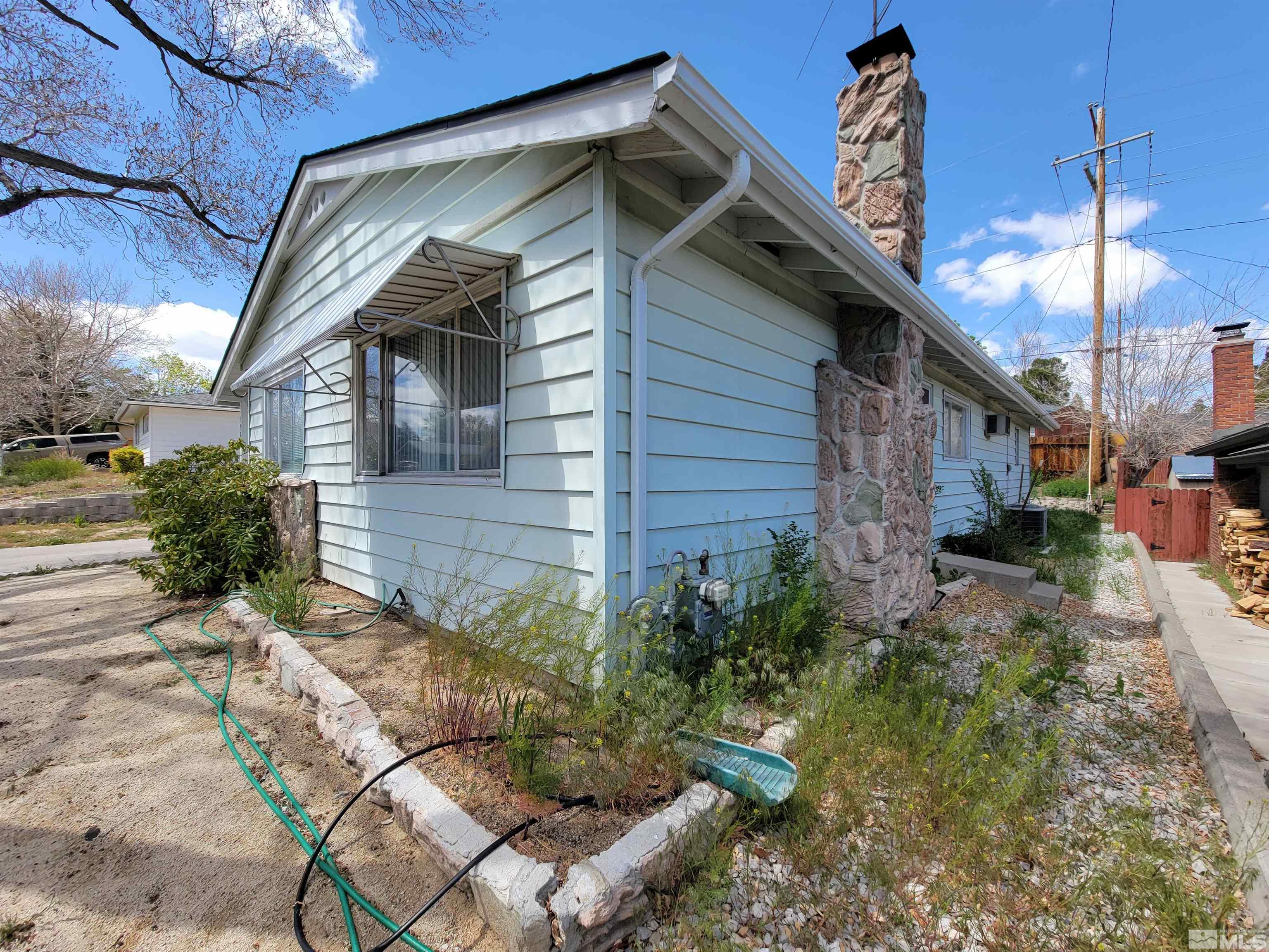 1985 Gridley Avenue Reno, NV 89503 - Photo 25 of 29 a view of backyard with patio