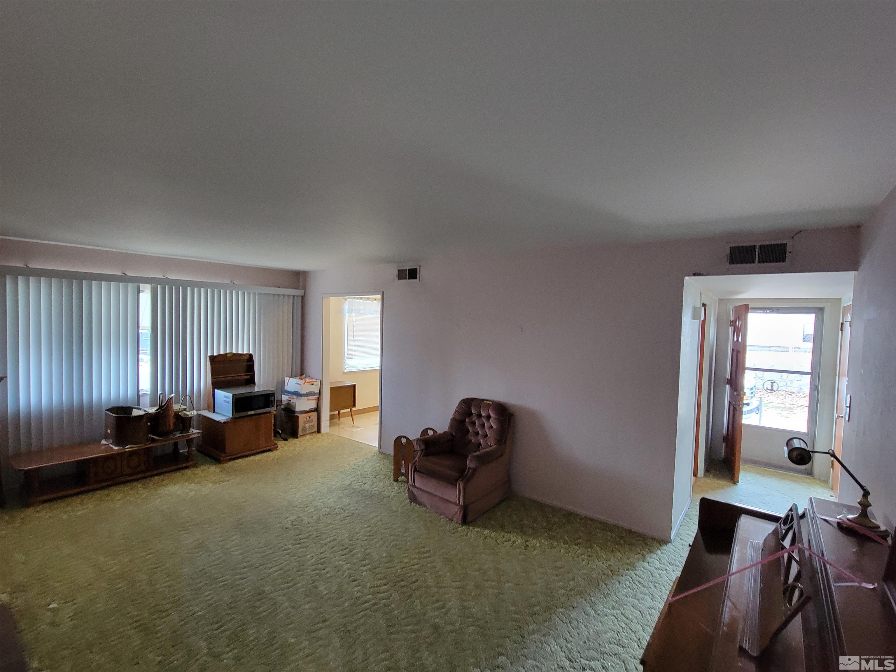 1985 Gridley Avenue Reno, NV 89503 - Photo 5 of 29 a living room with furniture and a window