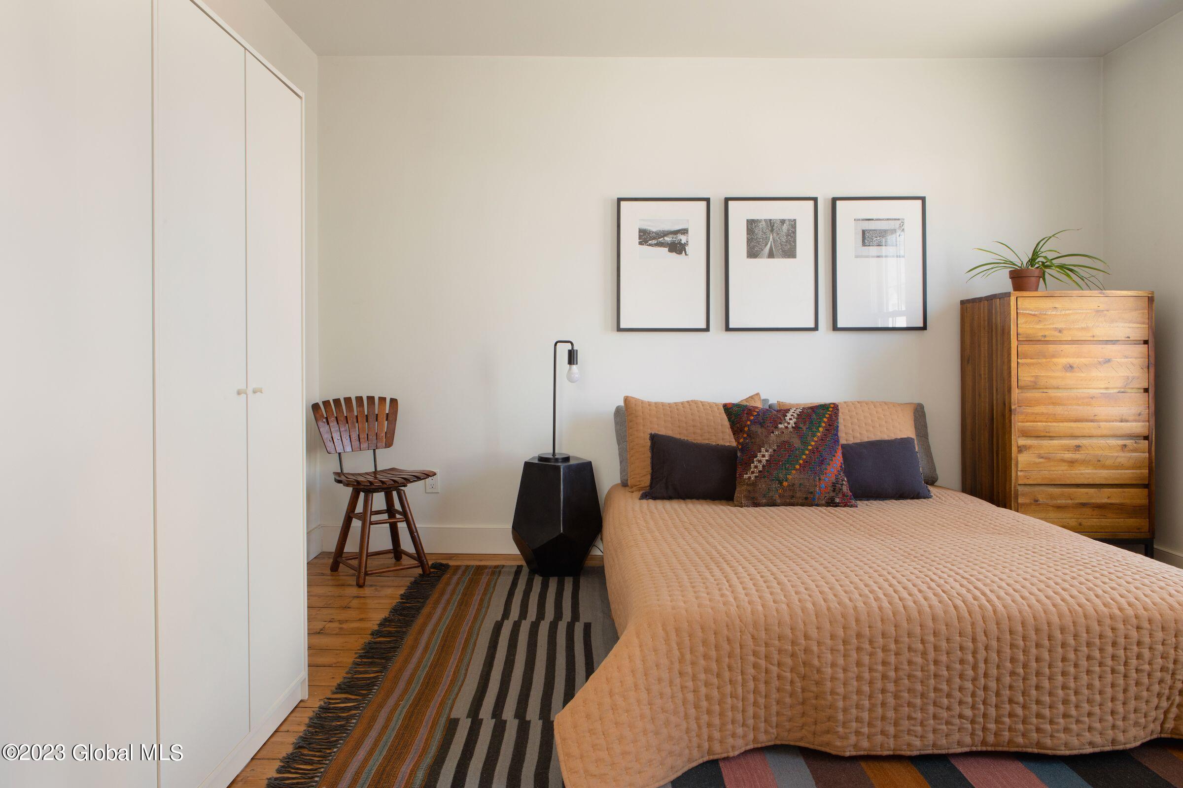 249 State Street Hudson, NY 12534 - Photo 11 of 24 photo_online_011