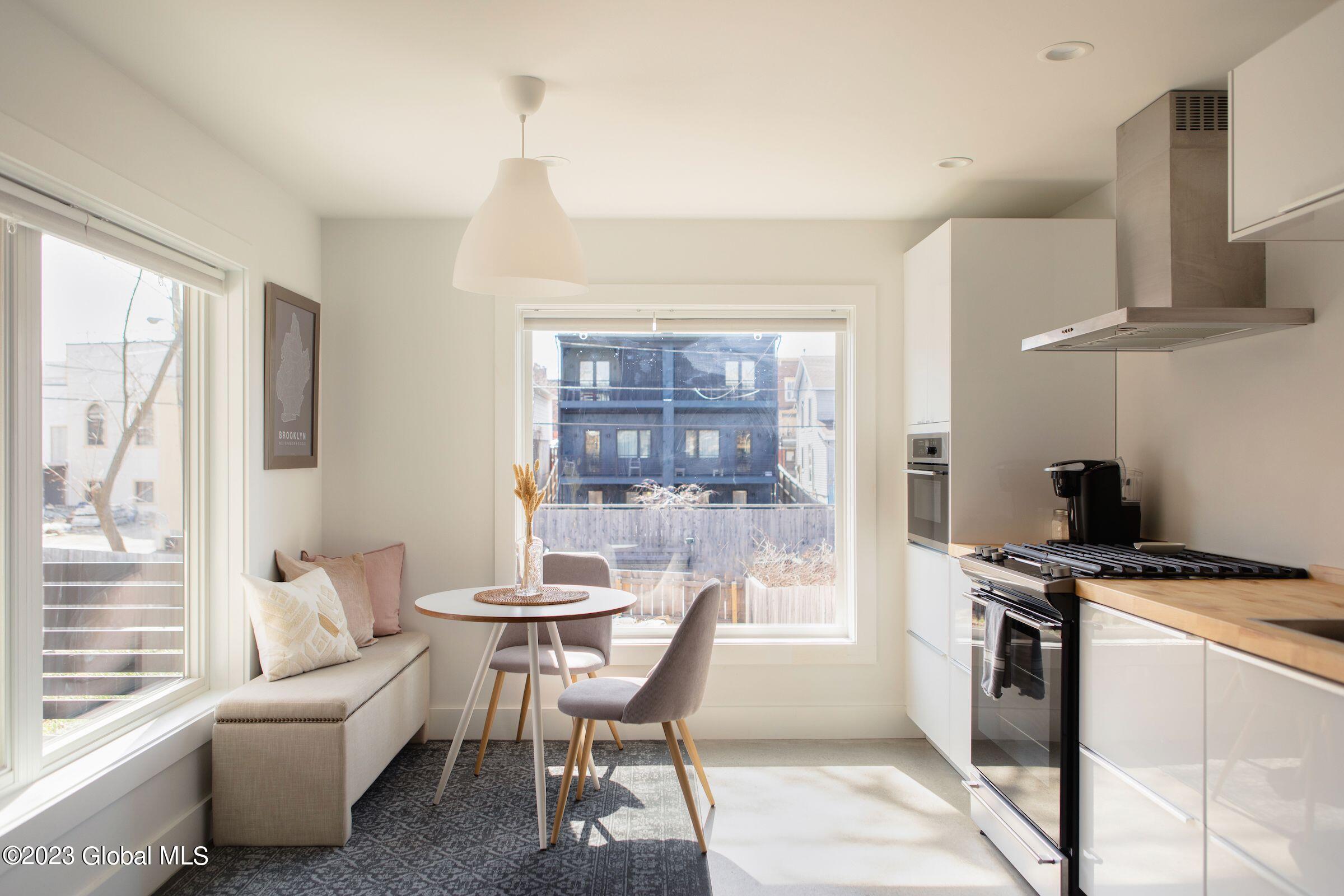 249 State Street Hudson, NY 12534 - Photo 17 of 24 photo_online_017