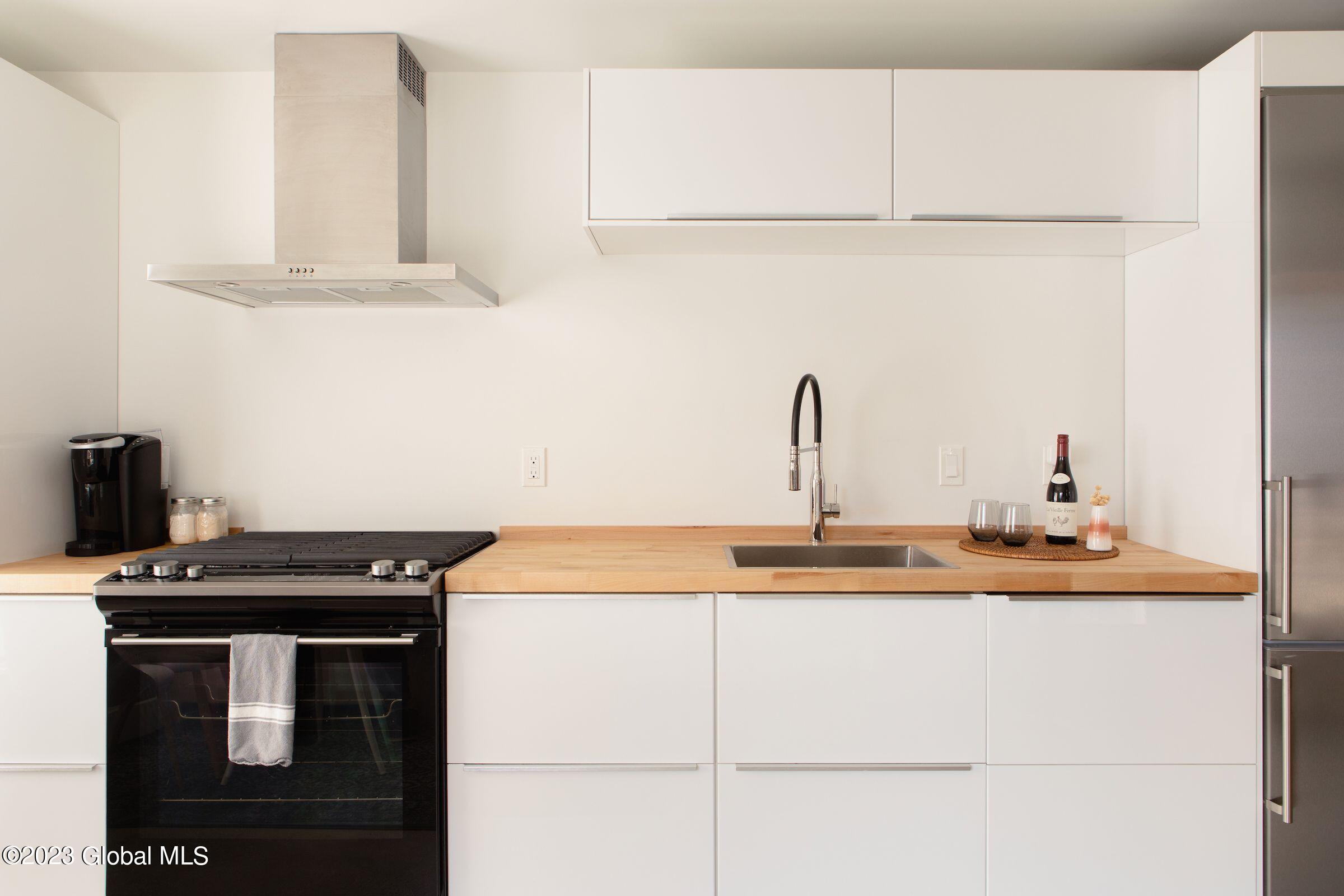 249 State Street Hudson, NY 12534 - Photo 18 of 24 photo_online_018