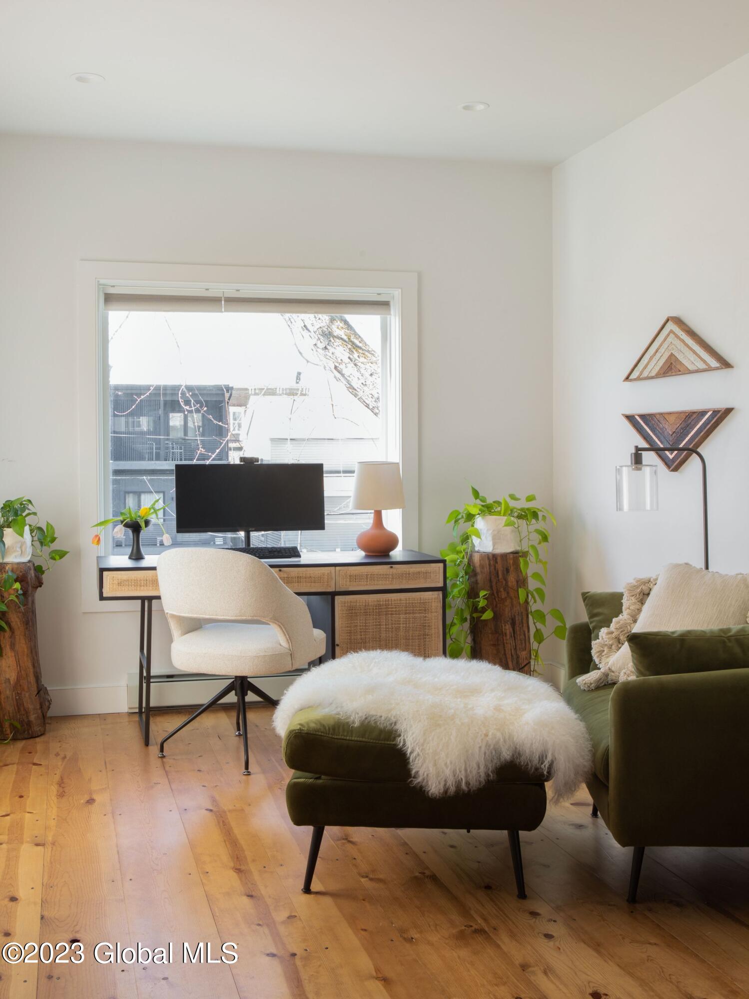 249 State Street Hudson, NY 12534 - Photo 7 of 24 photo_online_007