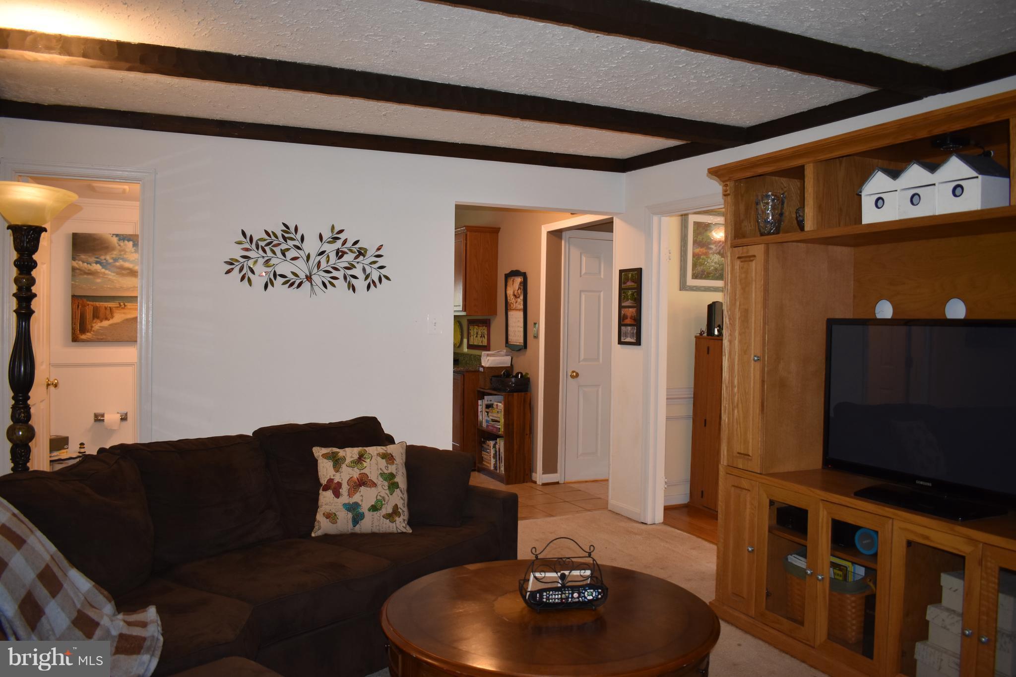 8618 Stonewall Road Manassas, VA 20110 - Photo 13 of 30 Family Room