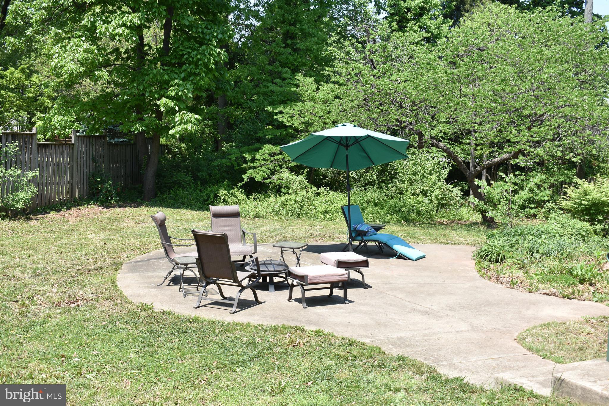 8618 Stonewall Road Manassas, VA 20110 - Photo 26 of 30 Just like the beach!