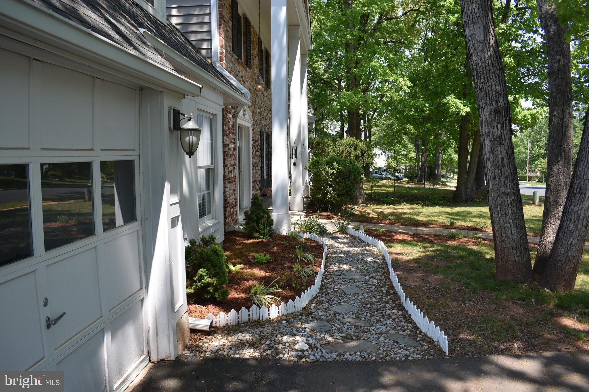 8618 Stonewall Road Manassas, VA 20110 - Photo 28 of 30 DON'T MISS THIS!