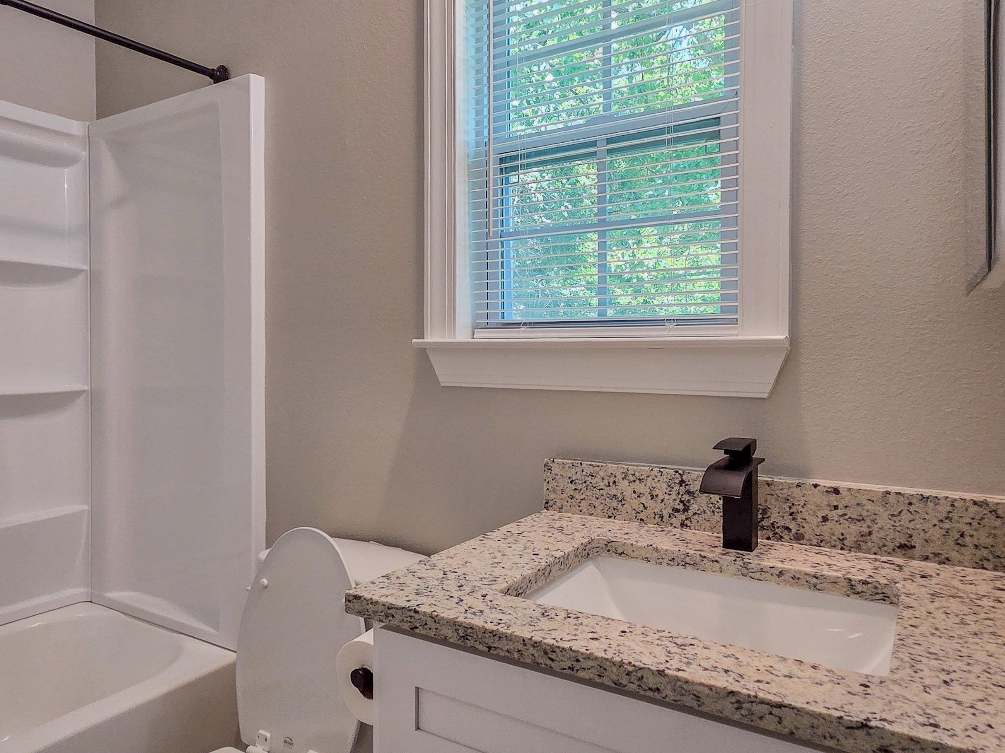 3397 Jim Lee Road Tallahassee, FL 32301 - Photo 12 of 35