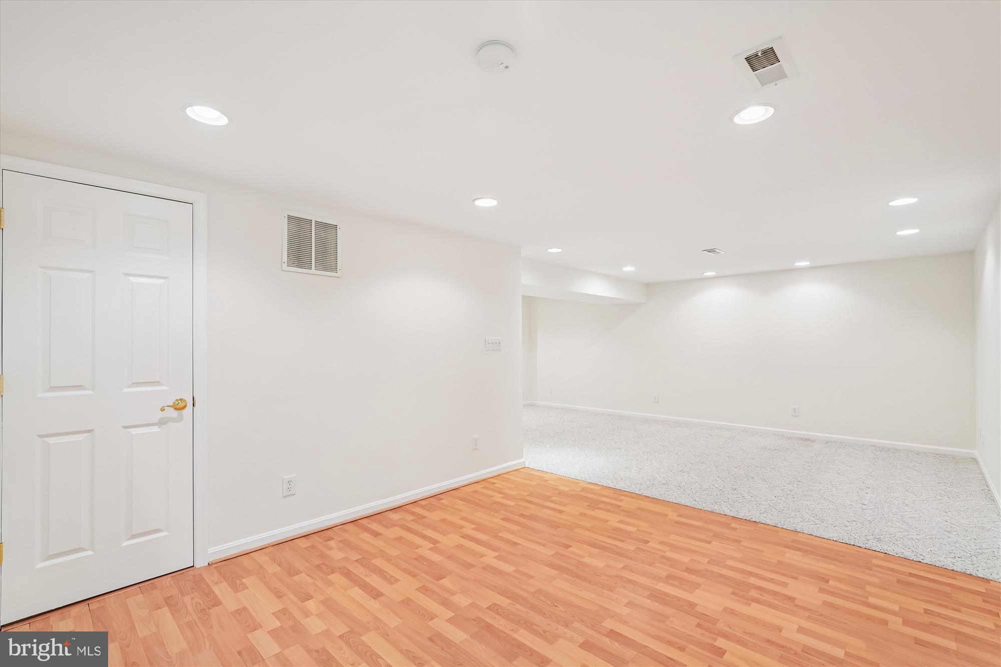 11410 Running Cedar Road Reston, VA 20191 - Photo 42 of 56 a view of empty room