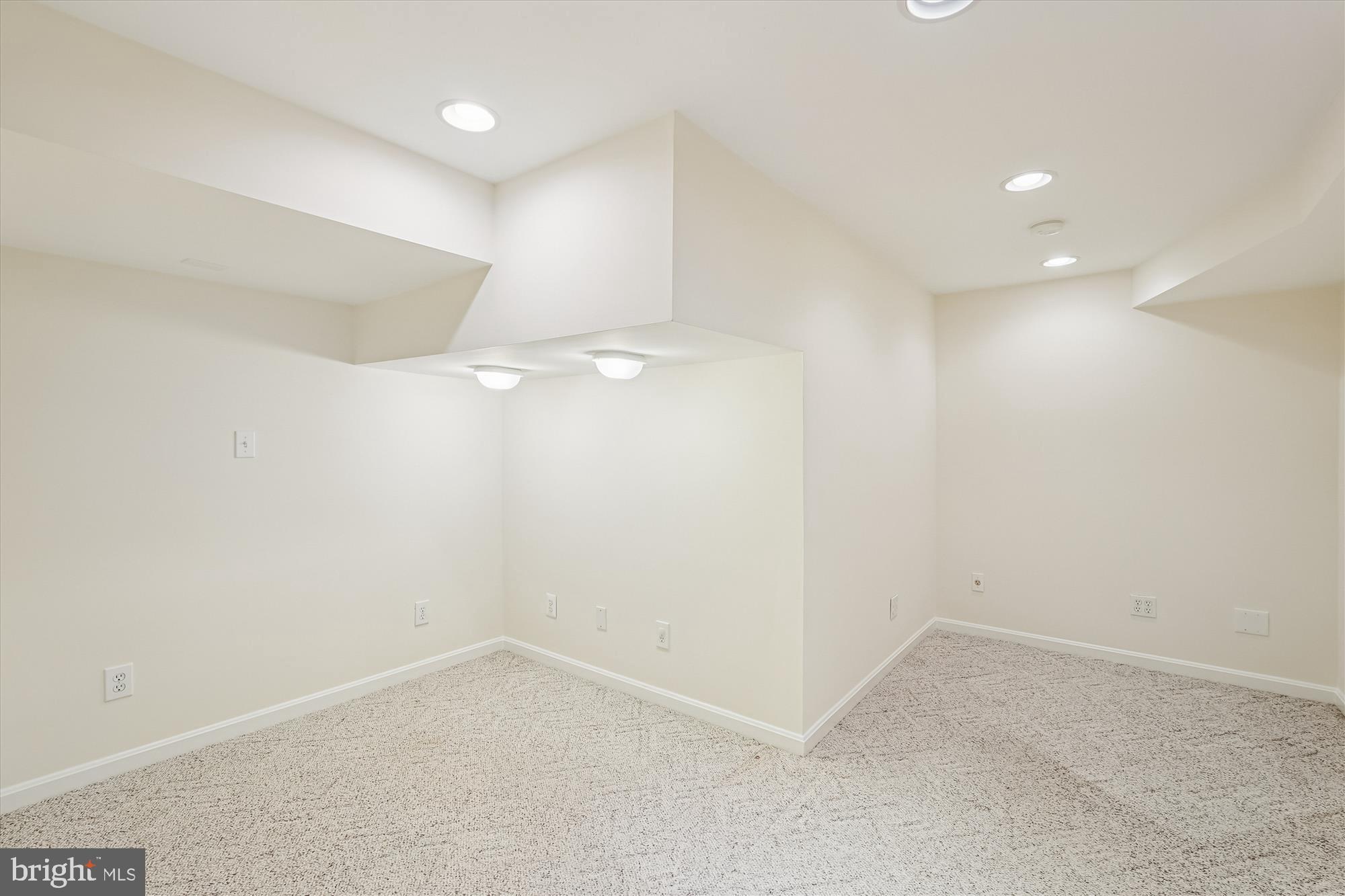 11410 Running Cedar Road Reston, VA 20191 - Photo 45 of 56