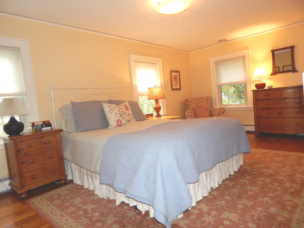 38 Pine Plain Road Wellesley, MA 02481 - Photo 13 of 30