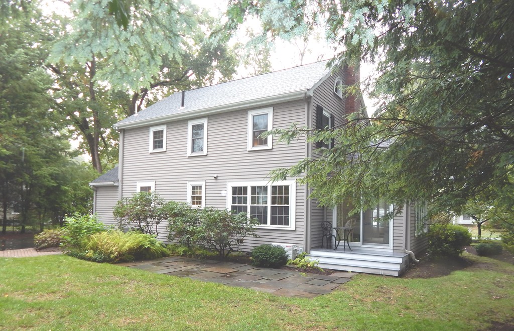 38 Pine Plain Road Wellesley, MA 02481 - Photo 27 of 30