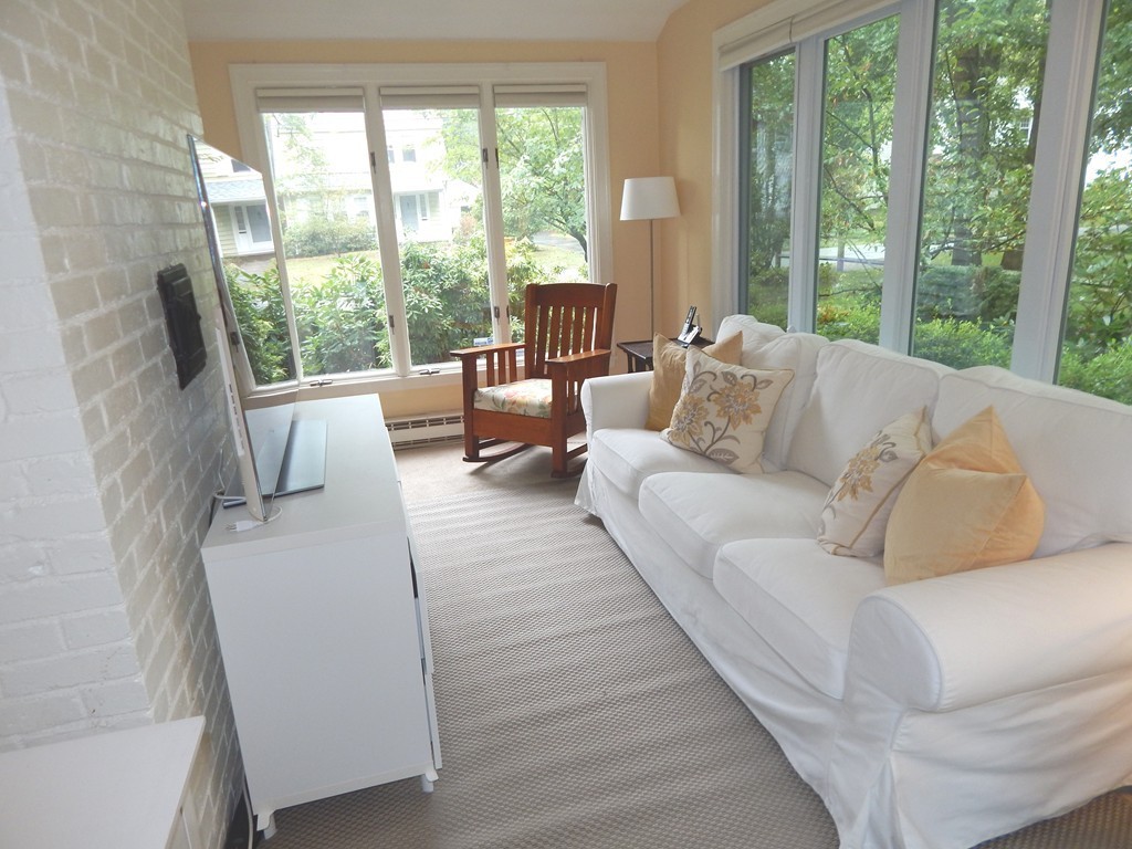 38 Pine Plain Road Wellesley, MA 02481 - Photo 9 of 30