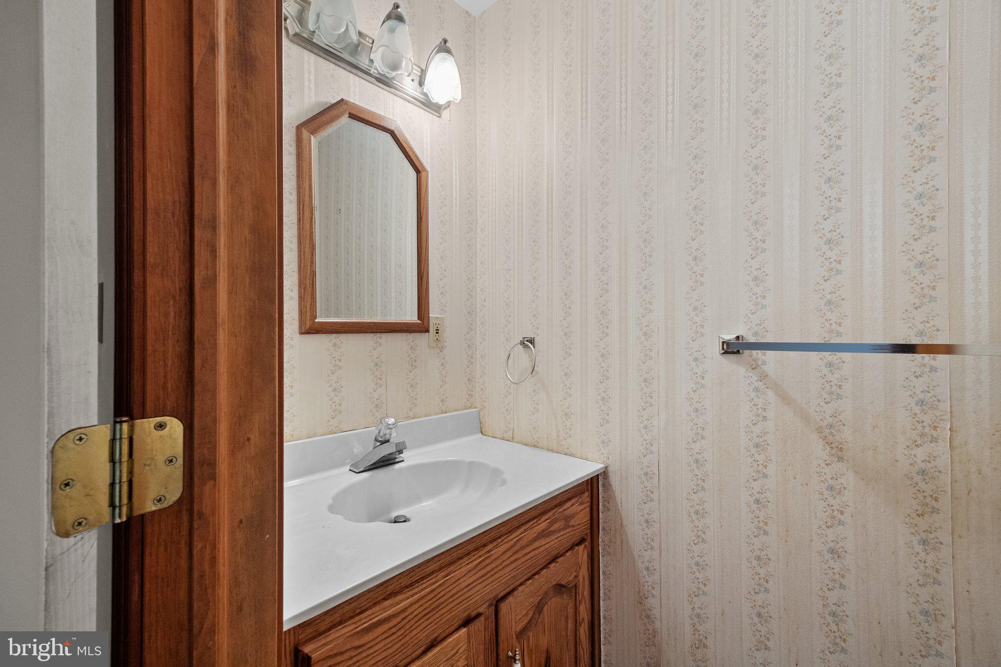 104 Park Road Ambler, PA 19002 - Photo 13 of 39 Half-bath on 1st floor