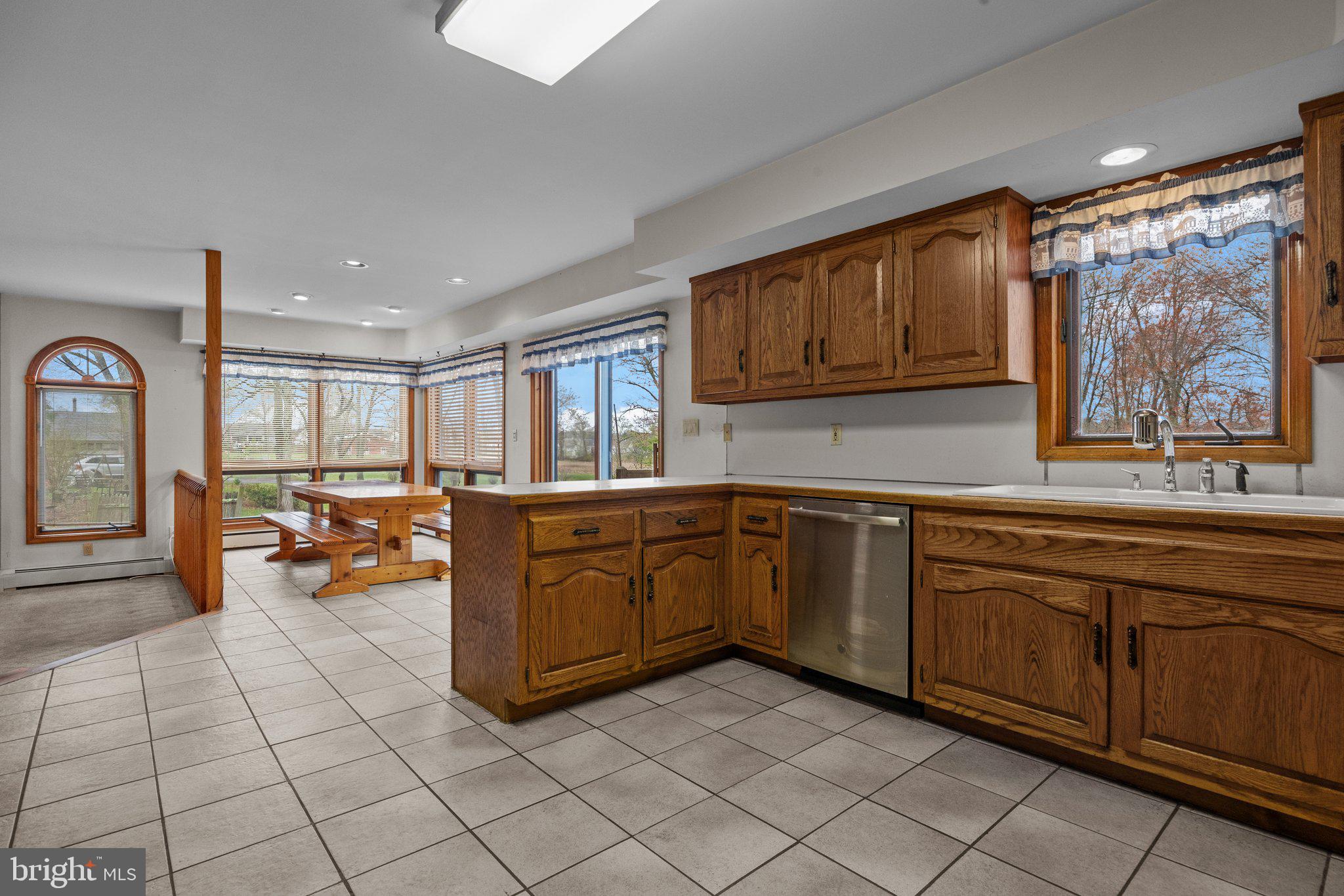 104 Park Road Ambler, PA 19002 - Photo 6 of 39 Kitchen