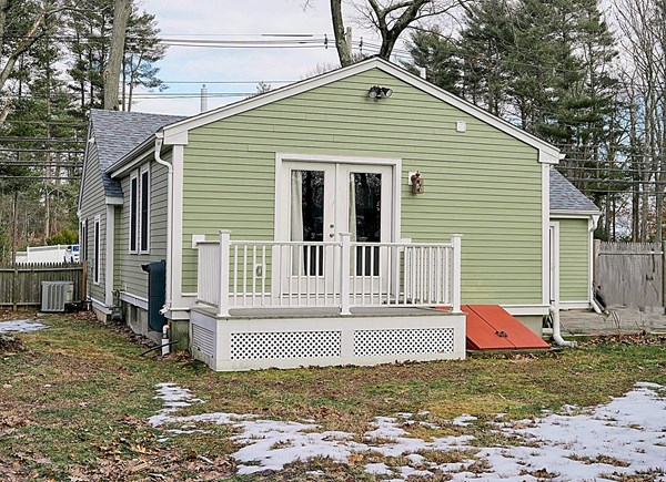 140 Dedham Street Canton, MA 02021 - Photo 3 of 15 Gallery Image 3