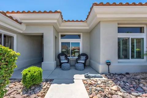 a view of a entryway front of house