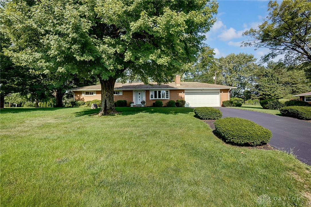 139 Parkhurst Road Beavercreek, OH 45440 - Photo 3 of 26