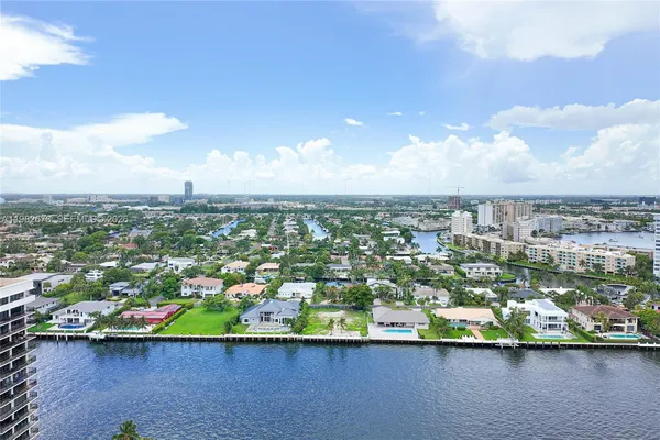 $5,900 | 1985 South Ocean Drive, Unit 22E, Hallandale Beach, FL 33009
