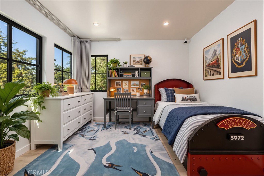 2147 East Woodlyn Road Pasadena, CA 91104 - Photo 33 of 59 Gallery Image 33