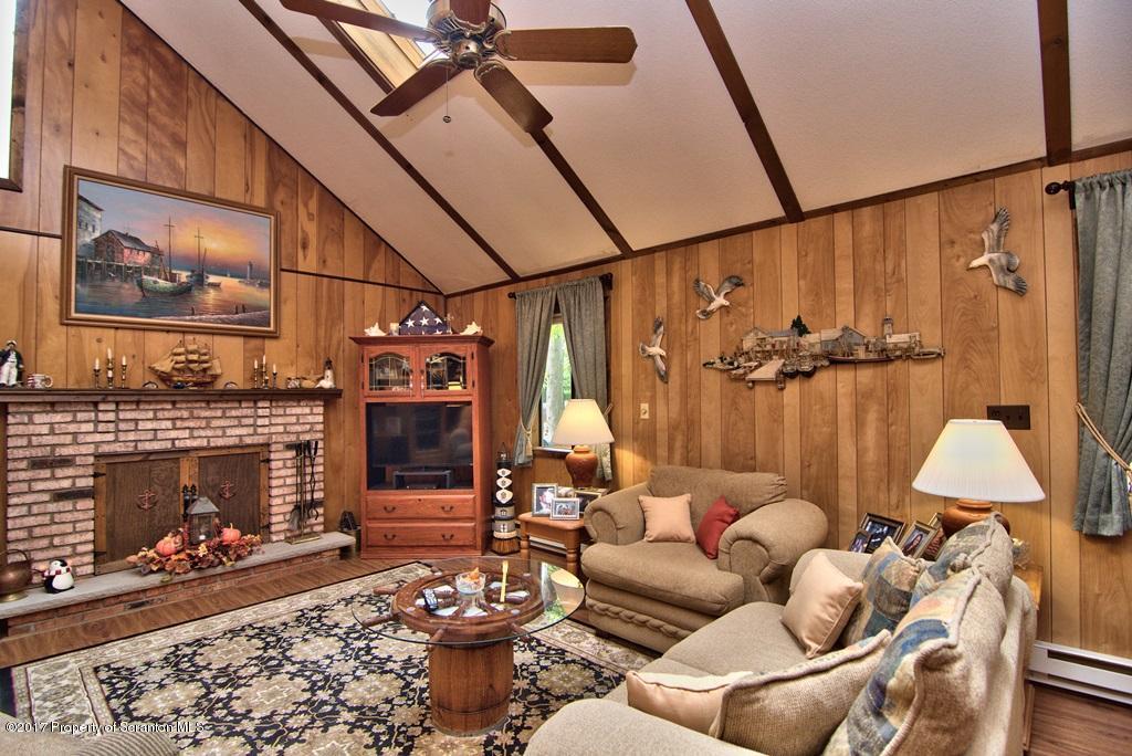 2991 Wedge Road Lake Ariel, PA 18436 - Photo 3 of 51 Gallery Image 3