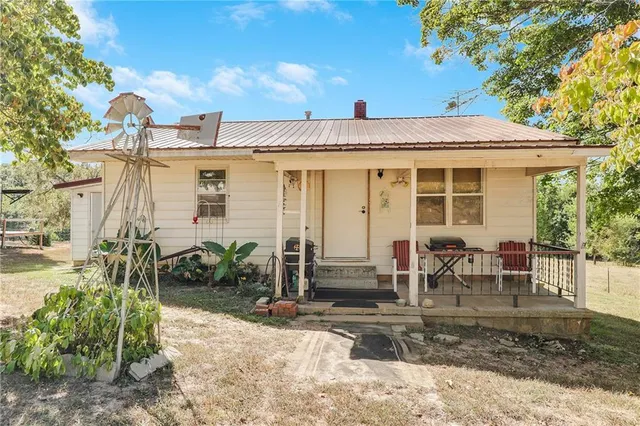 $1,625,000 | 27930 Hwy B, Lincoln, MO 65338