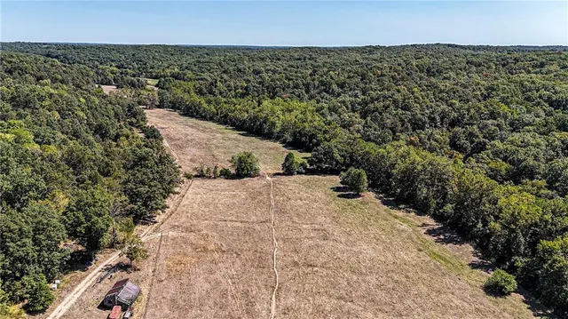 $1,625,000 | 27930 Hwy B, Lincoln, MO 65338