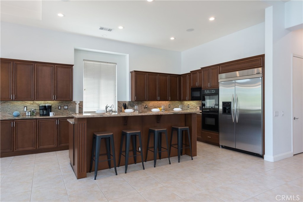 45 Vista Encantada Rancho Mirage, CA 92270 - Photo 14 of 52